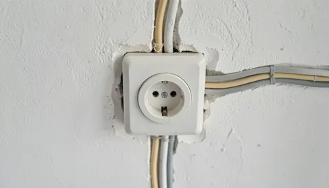 Как работает интернет через розетку 220В: технология PLC