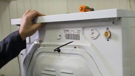 Демонтаж стиральной машины Indesit