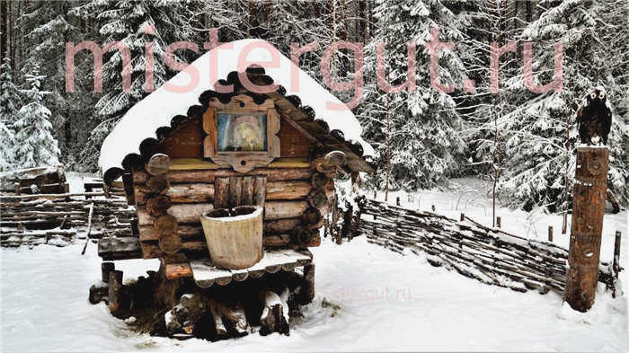 Декоративная плетеная изгородь.