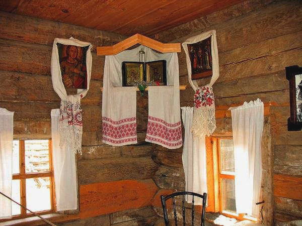 Красный угол в доме