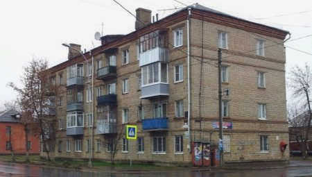 Технические аспекты остекления балконов в хрущевке