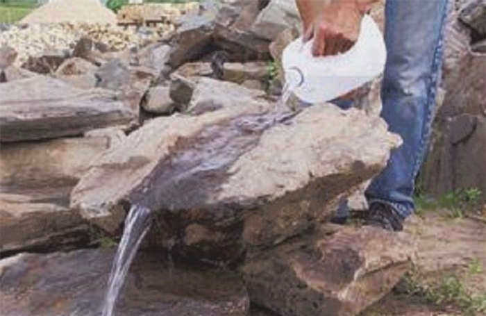  искусственный водопад на приусадебном участке