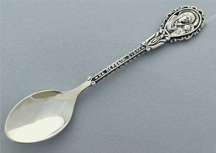 Серебряная ложка