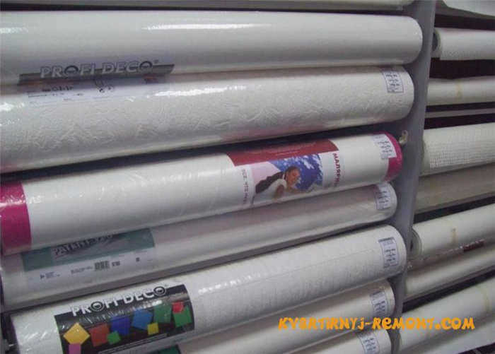 обои под покраску в магазине