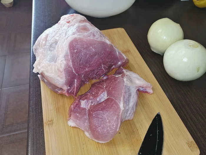Майский шашлык из неправильного мяса Мясо, Кулинария, Шашлык, Майский шашлык (конкурс), Закуска на углях, Свинина, Мангал, Гриль, Жаркое, угли, 1 мая, Первомайские праздники, Первомайские праздники в России, Видео, YouTube, Longpost