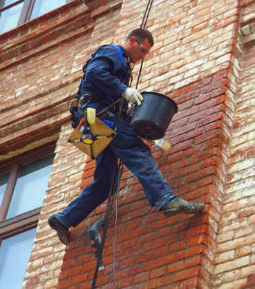 Покраска кирпичного фасада