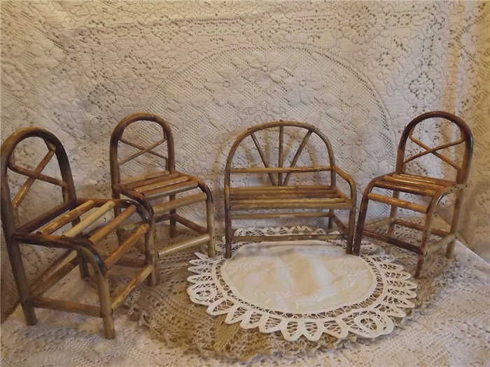 isgotovlenie_mebelie_dlya_kukol_svoimi_rukami_34