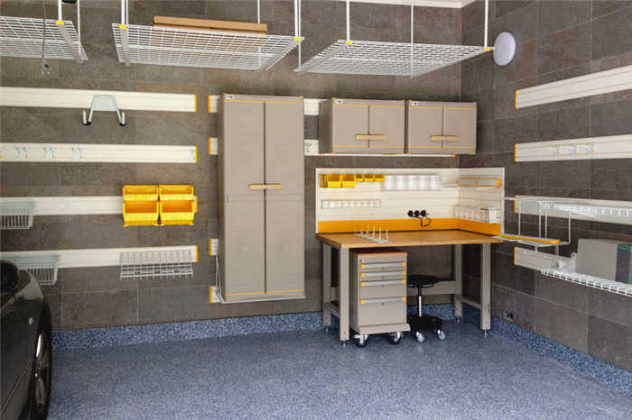 Панели TekPanels и TekTraks в гаражной мастерской