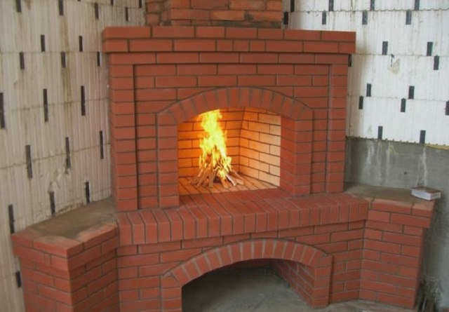Хороший угловой вариант
