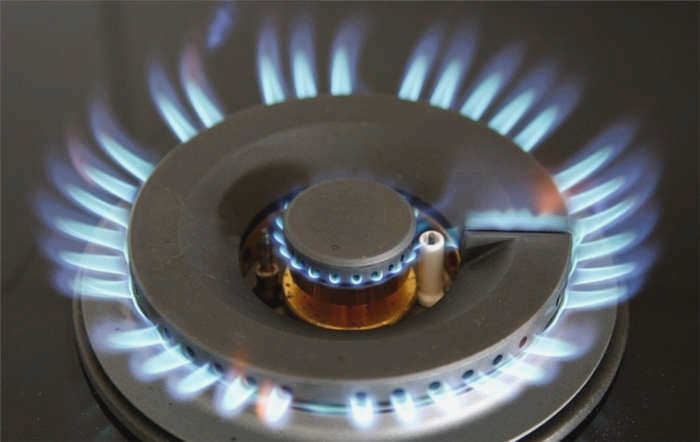 Почему дымит конфорка газовой плиты - и решение проблемы своими руками