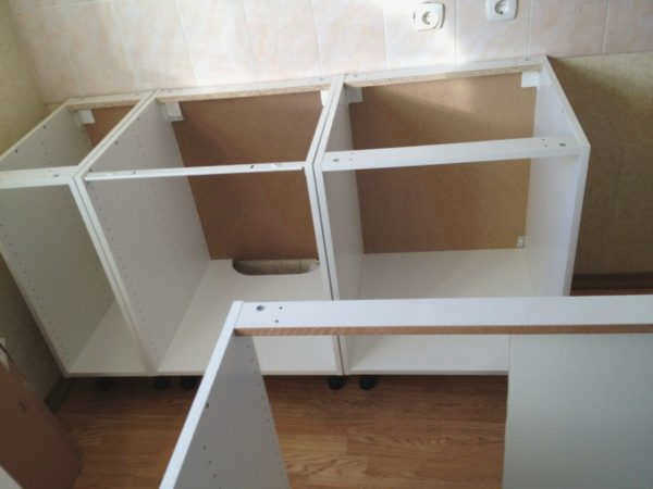 Облицовка кухни из ДСП