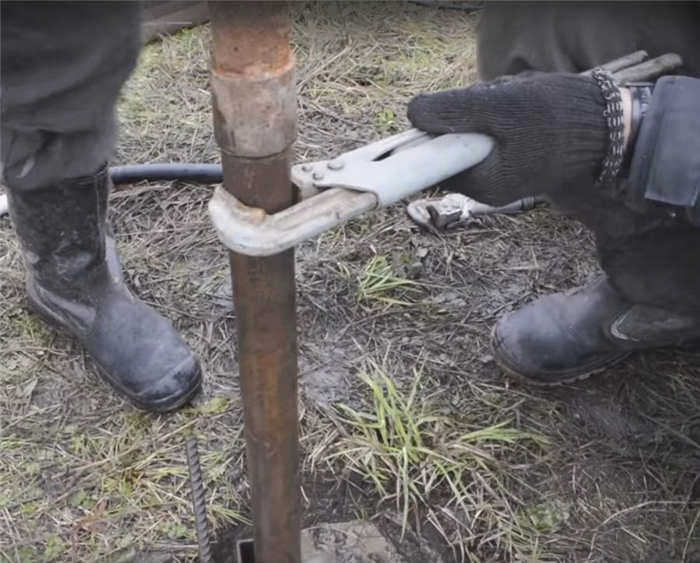 Соединитель для буровых столбов.