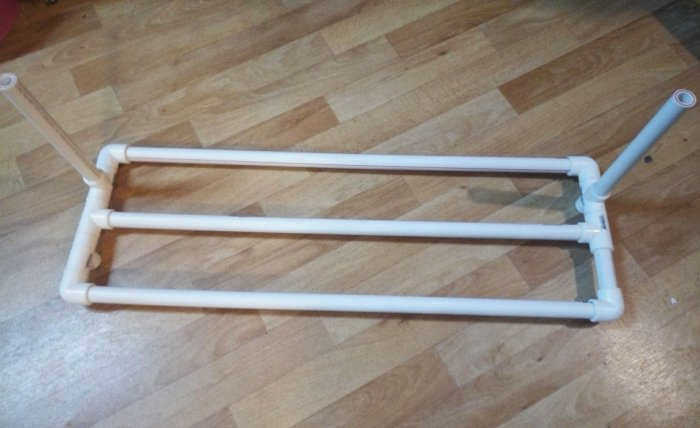 полка из водопроводной трубы