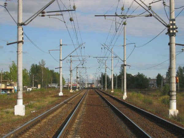 Железнодорожная насыпь