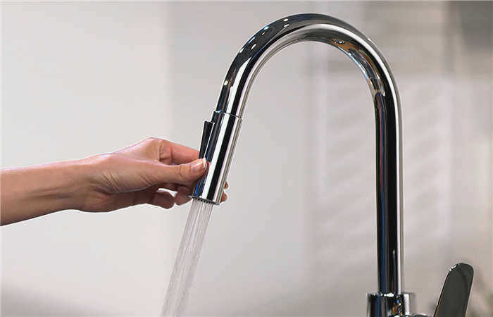 Смеситель для кухни Hansgrohe Focus.
