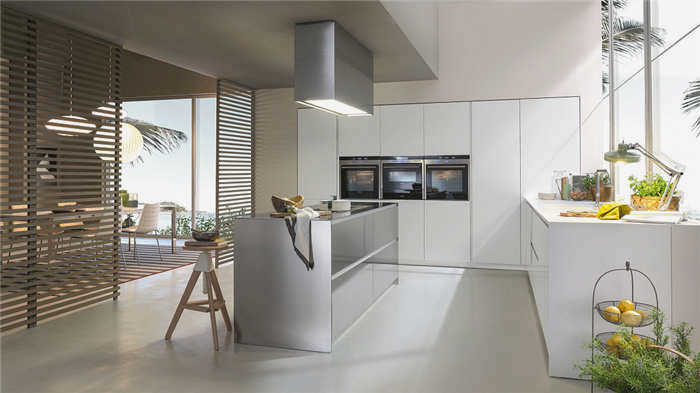 Белая современная кухня Pedini Materika