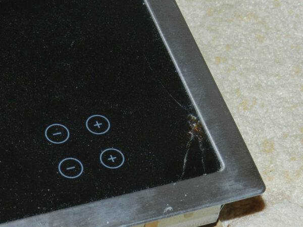 Керамические варочные панели со стеклянными вставками