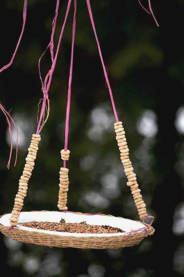 Самодельная кормушка для птиц: 6 мастер-классов и более 50 идей