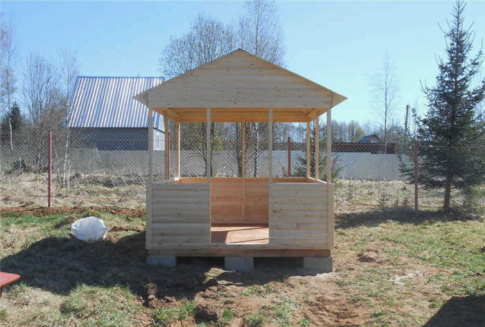 Беседки со скатной крышей