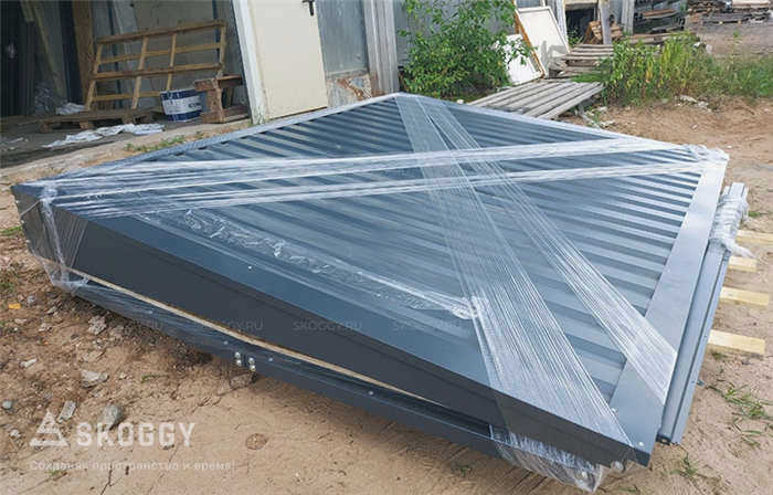 Крыша гаража из гофрированного стального листа