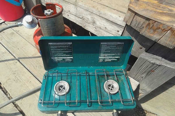 Подача газа для мобильной газовой плиты