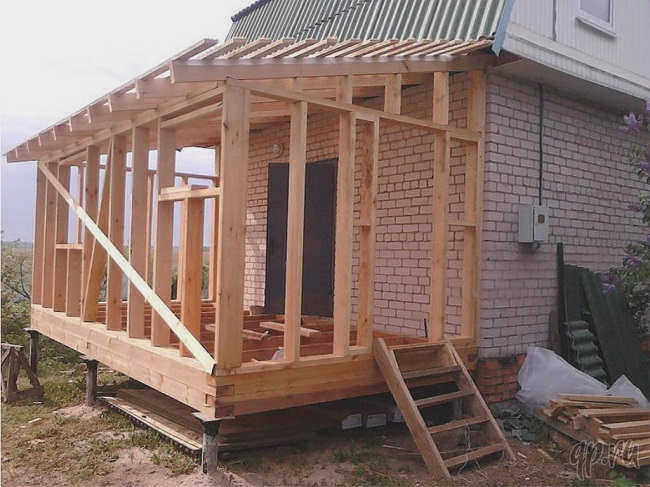 деревянный каркас веранды для дома