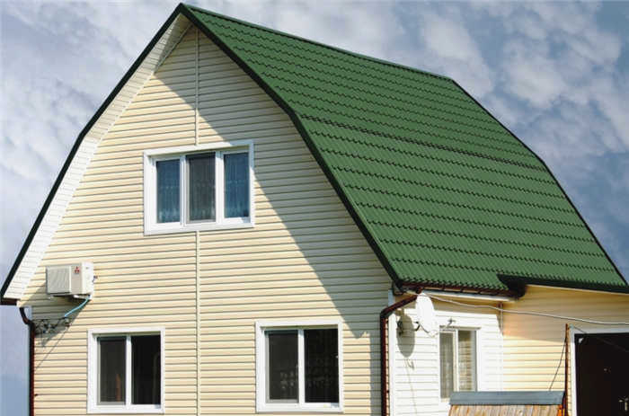 ломаная крыша из металлочерепицы