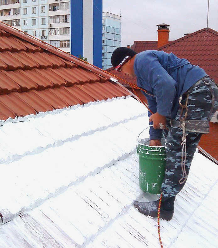 Применение теплоизоляционной краски на крыше