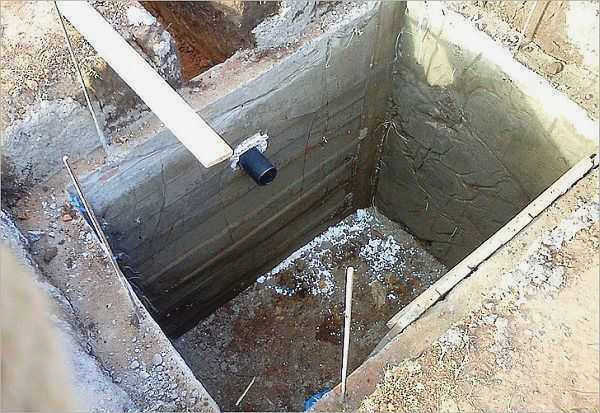 Туалет для дачи не должен пропускать воду