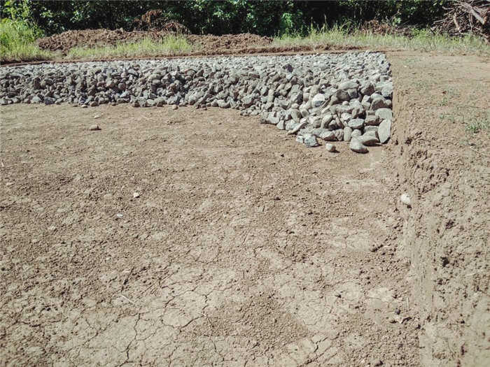 Фундамент из каменного балласта