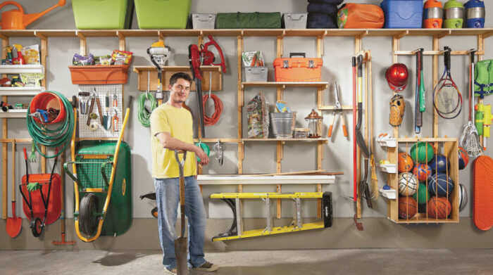 Соблюдение порядка облегчает доступ к вещам. / Фото: pro-handymen.com