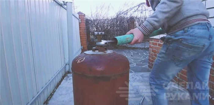 Как правильно демонтировать газовый баллон