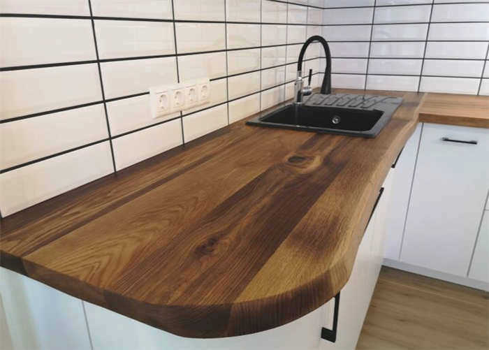 Столешница для кухни из полированного дуба