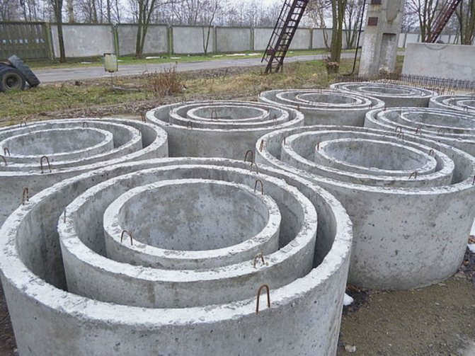 Бетонные кольца