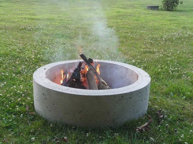 очаг из бетонных колец