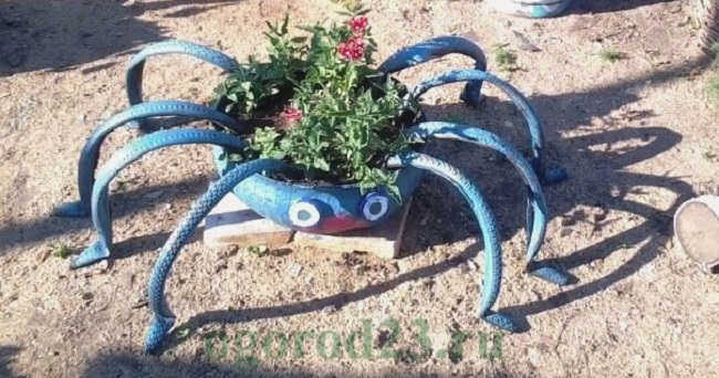 кровать для паука из шин