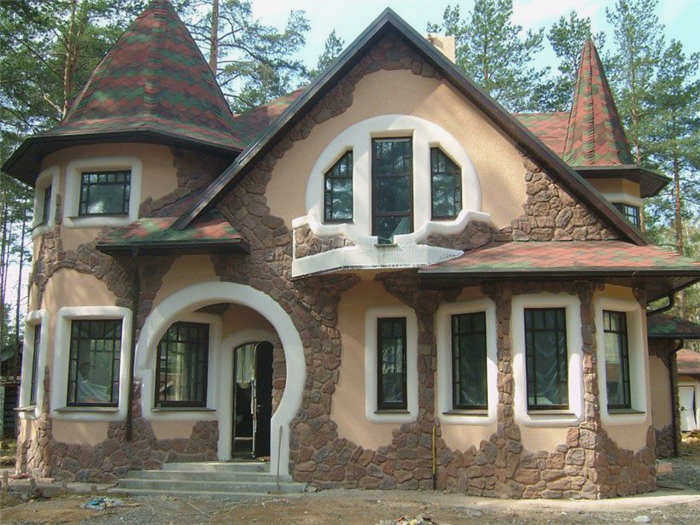 каменный фасад