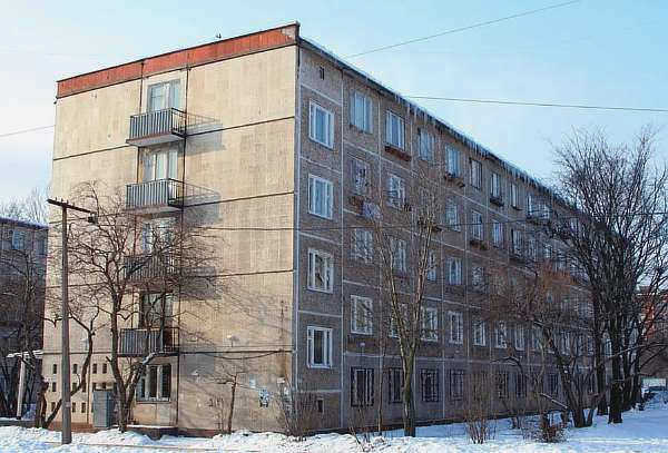 На земельном участке