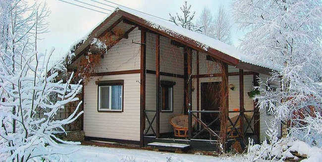 дачный дом с отоплением зимой