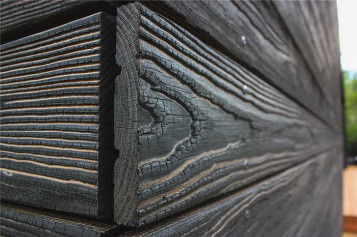 Техника обжига "Shou Sugi Ban".