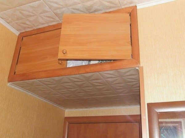 Антресоль как книжный шкаф