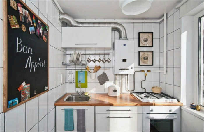 Короткие пластиковые рейлинги для маленьких кухонь