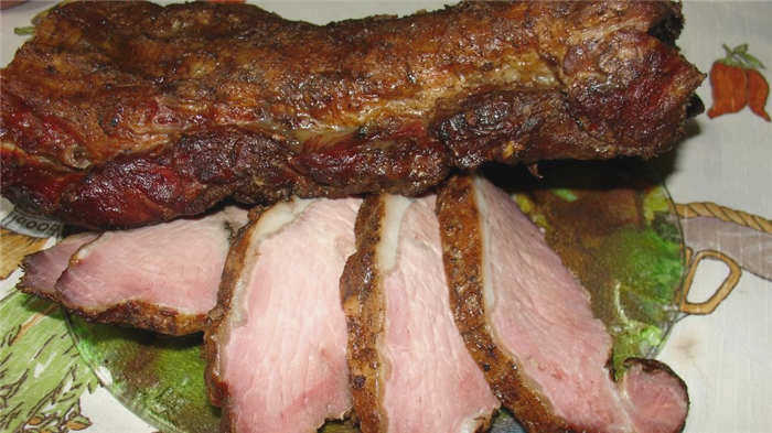 Копченое мясо.